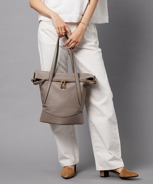 TOFF&LOADSTONE(トフアンドロードストーン)の「Wing tote (ウィング トート)(トートバッグ・レディース・ホワイト系/サンドベージュ/ブラック・00)」の7枚目の写真