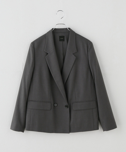 Spick & Span(スピックアンドスパン)の「《セットアップ可》サキソニーショートダブルジャケット(テーラードジャケット・レディース・ベージュ/チャコールグレー・36/38)」の1枚目の写真