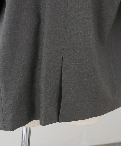 Spick & Span(スピックアンドスパン)の「《セットアップ可》サキソニーショートダブルジャケット(テーラードジャケット・レディース・ベージュ/チャコールグレー・36/38)」の6枚目の写真