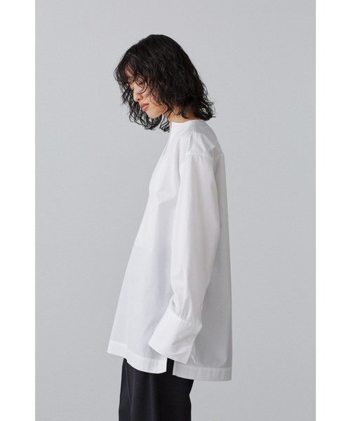 YLEVE(イレーヴ)の「BOURRIENNE × YLEVE / SUPIMA COTTON TYPEWRITER LONG SH / KAN(シャツ/ブラウス・レディース・ネイビー/ホワイト・0/1)」の8枚目の写真