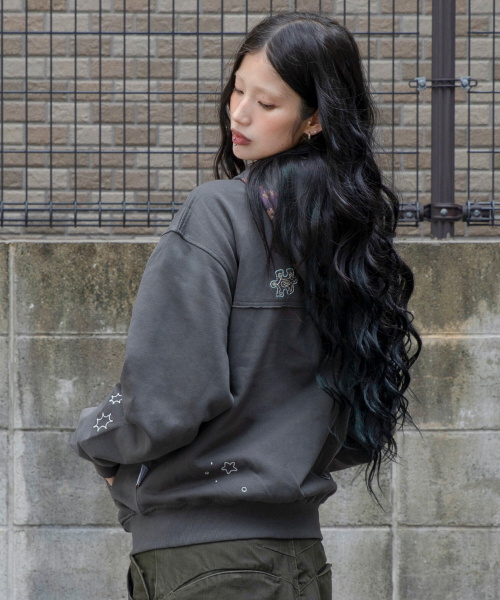 RuNaKi'Hu'(ルナキフ)の「WXJ058 コミチ 花柄配色フードジップアップ (CHARCOAL)(パーカー・レディース・その他・1/2)」の1枚目の写真