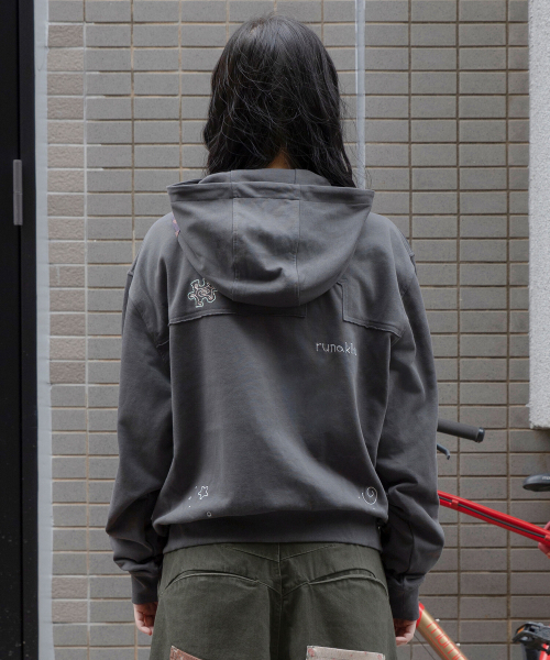 RuNaKi'Hu'(ルナキフ)の「WXJ058 コミチ 花柄配色フードジップアップ (CHARCOAL)(パーカー・レディース・その他・1/2)」の3枚目の写真