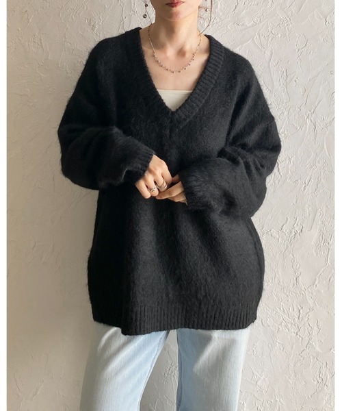 She's Closet(シーズクローゼット)の「ウール混 長袖 Vネック オーバーサイズ モヘアタッチ シャギーニット トップス(ニット/セーター・レディース・ブラウン/ブラック/オフホワイト/グレー・FREE)」の10枚目の写真