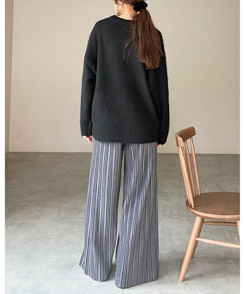 She's Closet(シーズクローゼット)の「ウール混 長袖 Vネック オーバーサイズ モヘアタッチ シャギーニット トップス(ニット/セーター・レディース・ブラウン/ブラック/オフホワイト/グレー・FREE)」の18枚目の写真