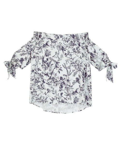 titivate（ティティベイト）の「ﾌﾗﾜｰﾌﾟﾘﾝﾄｵﾌｼｮﾙﾀﾞｰﾌﾞﾗｳｽ（シャツ/ブラウス・レディース・ブルー/ベージュ/ホワイト・FREE）」の3枚目の写真