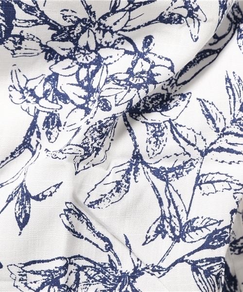 titivate（ティティベイト）の「ﾌﾗﾜｰﾌﾟﾘﾝﾄｵﾌｼｮﾙﾀﾞｰﾌﾞﾗｳｽ（シャツ/ブラウス・レディース・ブルー/ベージュ/ホワイト・FREE）」の10枚目の写真