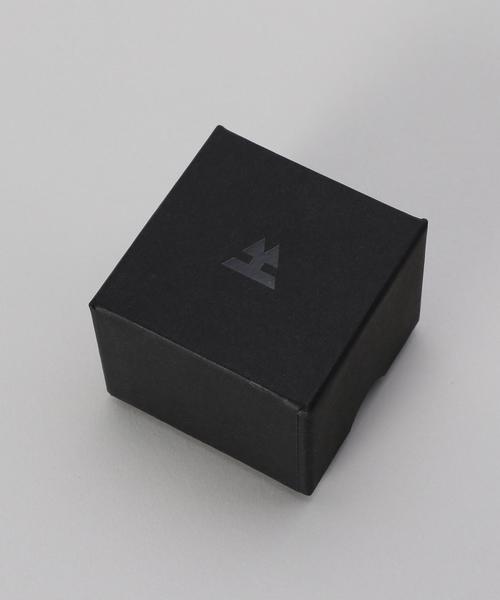 BEAUTY&YOUTH UNITED ARROWS（ビューティーアンドユースユナイテッドアローズ）の「＜TOM WOOD＞SILVER CUSHION SATIN RING/ﾘﾝｸﾞ.（リング・メンズ・シルバー・SMALL/LARGE/MEDIUM）」の4枚目の写真
