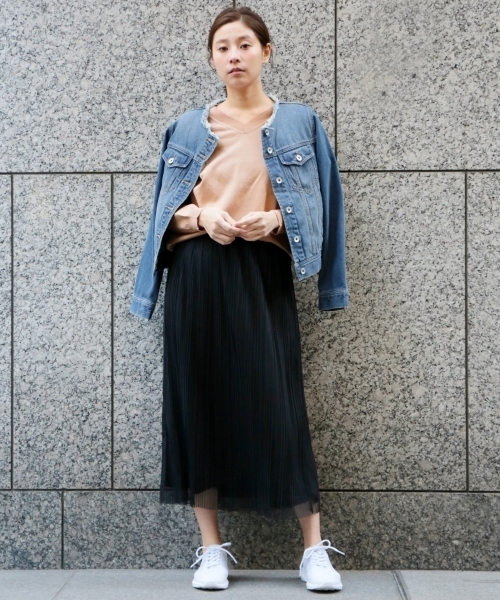 LEPSIM（レプシィム）の「14GナイロンプレーティングVネックプルオーバー　739013（ニット/セーター・レディース・イエロー/ダークネイビー/ピンク/オフホワイト/トップグレー・FREE）」の16枚目の写真