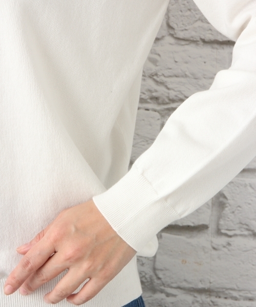 LEPSIM（レプシィム）の「14GナイロンプレーティングVネックプルオーバー　739013（ニット/セーター・レディース・イエロー/ダークネイビー/ピンク/オフホワイト/トップグレー・FREE）」の10枚目の写真