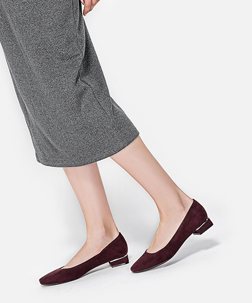 CHARLES & KEITH（チャールズ & キース）の「フォックススエードパンプス / FAUX SUEDE PUMPS（パンプス・レディース・バーガンディー/ブラック/ブラウン系その他/グレー・23.5cm/23cm/22.5cm/25cm/24.5cm）」の18枚目の写真