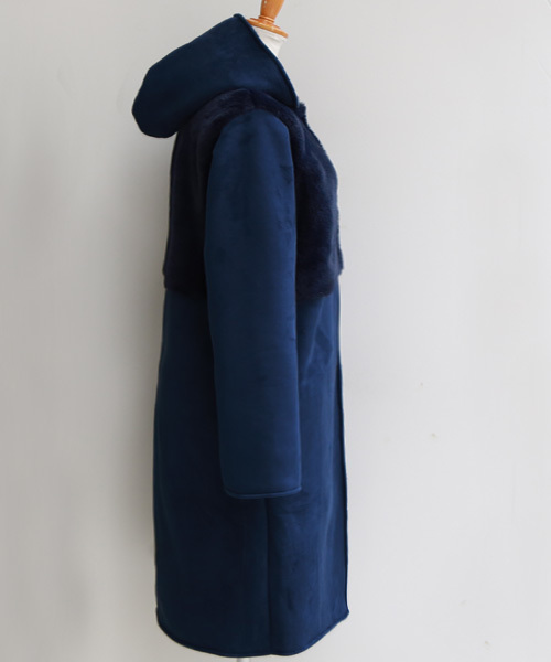 REAL CUBE（リアルキューブ）の「雑誌掲載・フード付きフェイクムートン2WAYコート（その他アウター・レディース・ネイビー/モカ/ライトベージュ・36/38/40）」の21枚目の写真