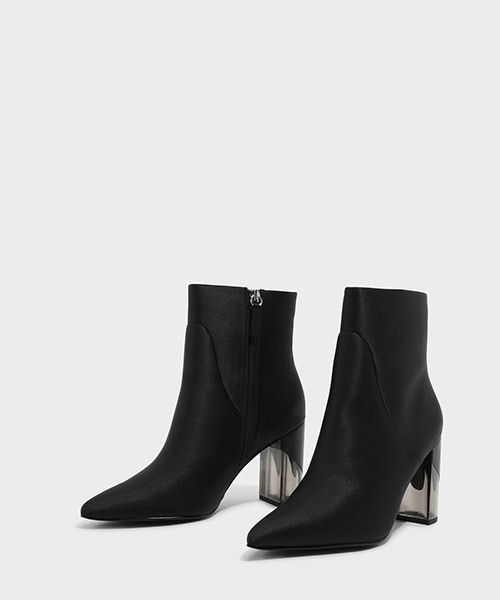 CHARLES & KEITH(チャールズ & キース)の「ルサイトヒールカーフブーツ/LUCITE HEEL CALF BOOTS(ブーツ・レディース・グレー/ブラック・23cm/23.5cm/24.5cm)」の9枚目の写真