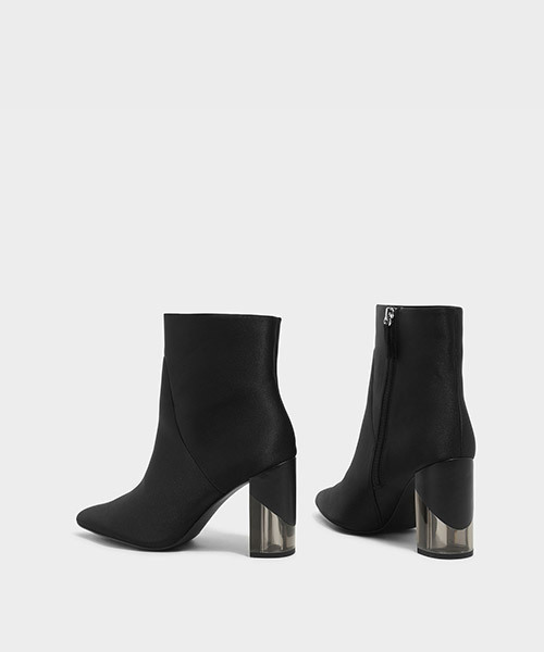 CHARLES & KEITH(チャールズ & キース)の「ルサイトヒールカーフブーツ/LUCITE HEEL CALF BOOTS(ブーツ・レディース・グレー/ブラック・23cm/23.5cm/24.5cm)」の12枚目の写真