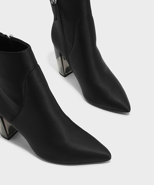 CHARLES & KEITH(チャールズ & キース)の「ルサイトヒールカーフブーツ/LUCITE HEEL CALF BOOTS(ブーツ・レディース・グレー/ブラック・23cm/23.5cm/24.5cm)」の6枚目の写真