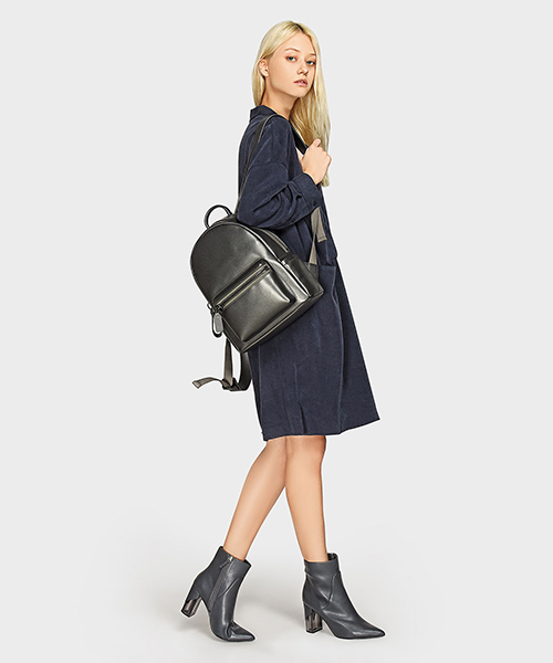 CHARLES & KEITH(チャールズ & キース)の「ルサイトヒールカーフブーツ/LUCITE HEEL CALF BOOTS(ブーツ・レディース・グレー/ブラック・23cm/23.5cm/24.5cm)」の11枚目の写真