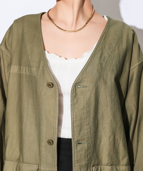 CIAOPANIC（チャオパニック）の「リメイク風バックサテンコート（その他アウター・レディース・ホワイト/ネイビー/カーキ・FREE）」の4枚目の写真