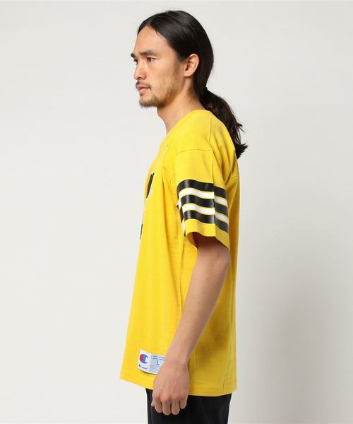 Champion(チャンピオン)の「【Champion/チャンピオン】メンズ アクションスタイル フットボールTシャツ(Tシャツ/カットソー・メンズ・イエロー/ブラック/ホワイト/ネイビー・MEDIUM/LARGE/X-LARGE/SMALL)」の5枚目の写真