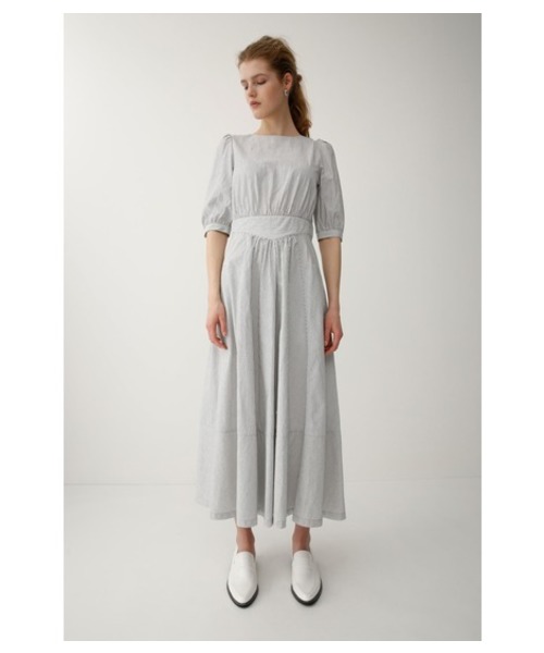 MOUSSY（マウジー）の「STRIPE HALF SLEEVE DRESS（ワンピース・レディース・ブラック系その他/ホワイト系その他/レッド系その他・2/1）」の2枚目の写真