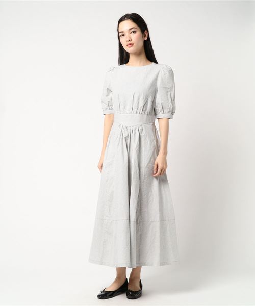 MOUSSY（マウジー）の「STRIPE HALF SLEEVE DRESS（ワンピース・レディース・ブラック系その他/ホワイト系その他/レッド系その他・2/1）」の6枚目の写真