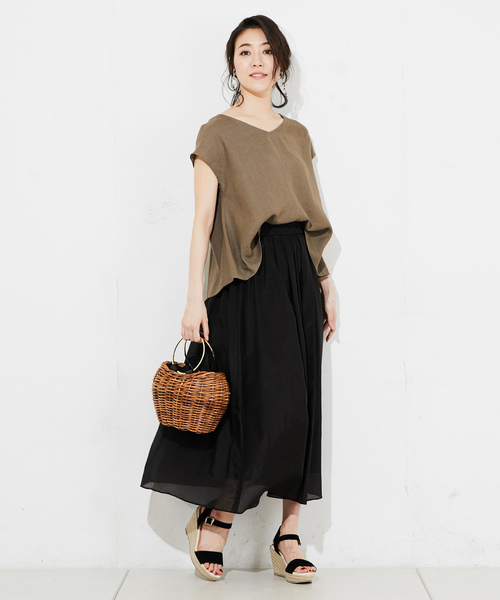 RIVE DROITE（リヴドロワ）の「リネンライクVネックブラウス（シャツ/ブラウス・レディース・ベージュ/カーキ/バイオレット/オレンジ・FREE）」の12枚目の写真