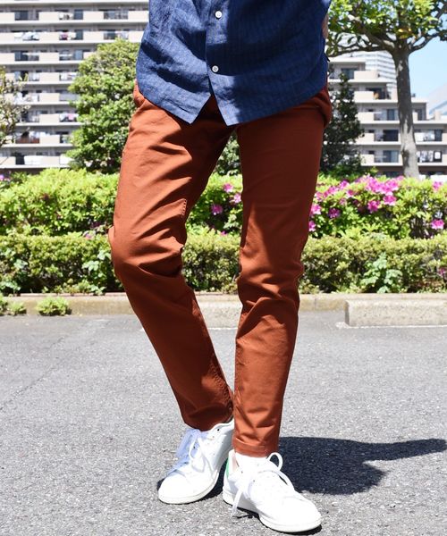 SHIPS(シップス)の「SC: カラー テーパード チノパンツ□(チノパンツ・メンズ・チャコールグレー/ベージュ/オリーブ/ネイビー/コバルトブルー/オレンジ/ベージュ系その他/ダークブルー/アッシュグレー・30inch/32inch/29inch/31inch/33inch/34inch)」の10枚目の写真