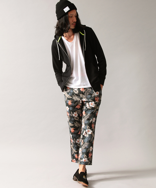 BEAUTY&YOUTH UNITED ARROWS（ビューティーアンドユースユナイテッドアローズ）の「by ∴スウェット ジップ フーディ◇（パーカー・メンズ・ブラック/グレー/ケリー/ロイヤルブルー・SMALL/MEDIUM/LARGE/X-LARGE）」の9枚目の写真