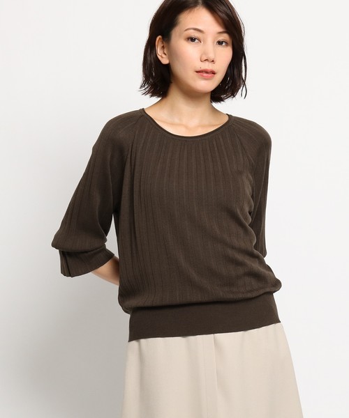 Sunauna(スーナウーナ)の「【洗える】キャンディスリーブプリーツニット(Tシャツ/カットソー・レディース・ダークブラウン/パープル/ネイビー/オフホワイト・38)」の1枚目の写真