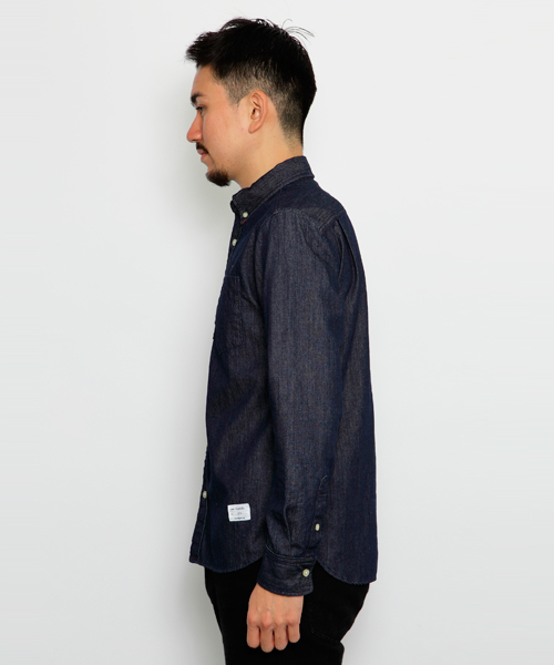 XLARGE（エクストララージ）の「DENIM BD SHIRT（シャツ/ブラウス・メンズ・ダークインディゴブルー/ライトインディゴブルー・SMALL/MEDIUM/LARGE/X-LARGE）」の3枚目の写真