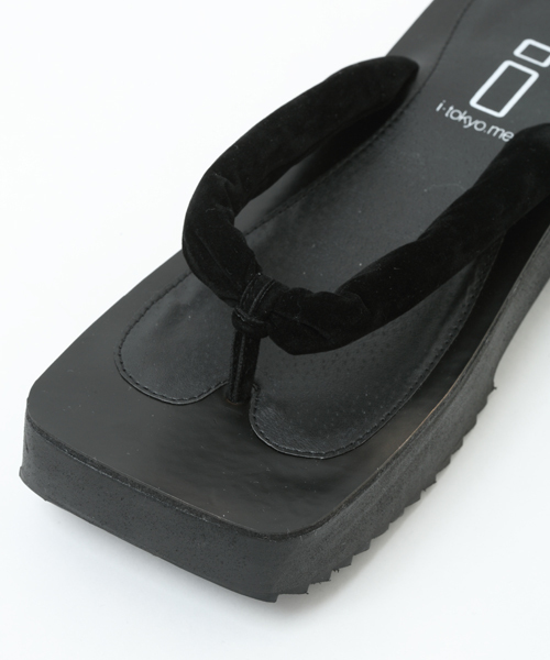 i（アイ）の「下駄（スニーカー・レディース・ブラック/ホワイト・LARGE/SMALL/MEDIUM）」の5枚目の写真