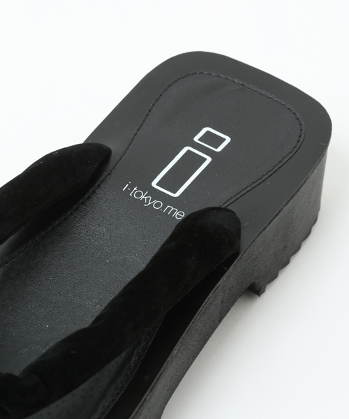 i（アイ）の「下駄（スニーカー・レディース・ブラック/ホワイト・LARGE/SMALL/MEDIUM）」の4枚目の写真