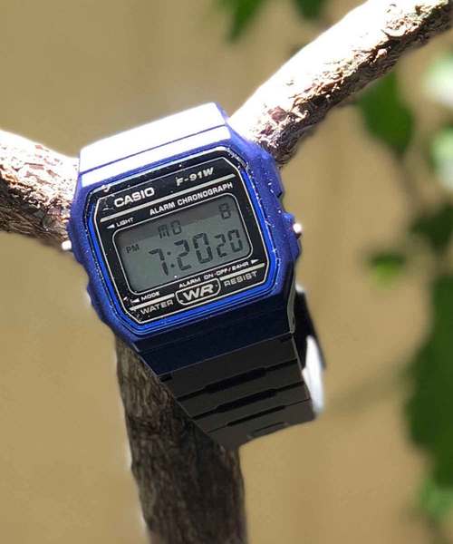 CASIO（カシオ）の「CASIO F-91WM : カシオ ベーシック デジタル チープカシオ（デジタル腕時計・レディース・ブラック/オリーブ/シルバー/ブルー/ゴールド・FREE）」の17枚目の写真