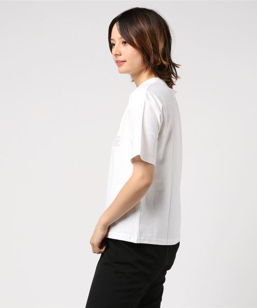 CLANE（クラネ）の「REVERSED LOGO T/S（Tシャツ/カットソー・レディース・ベージュ/ホワイト・1/2）」の4枚目の写真