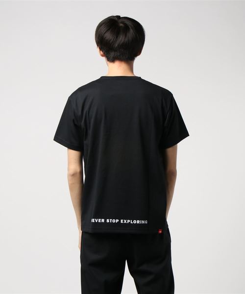 THE NORTH FACE（ザノースフェイス）の「ショート スリーブ スモール ボックス ロゴ ティー S/S Small Box Logo Tee NT31955（Tシャツ/カットソー・メンズ・ブラック/ホワイト/グレー/ネイビー・LARGE/SMALL/X-LARGE/MEDIUM）」の6枚目の写真