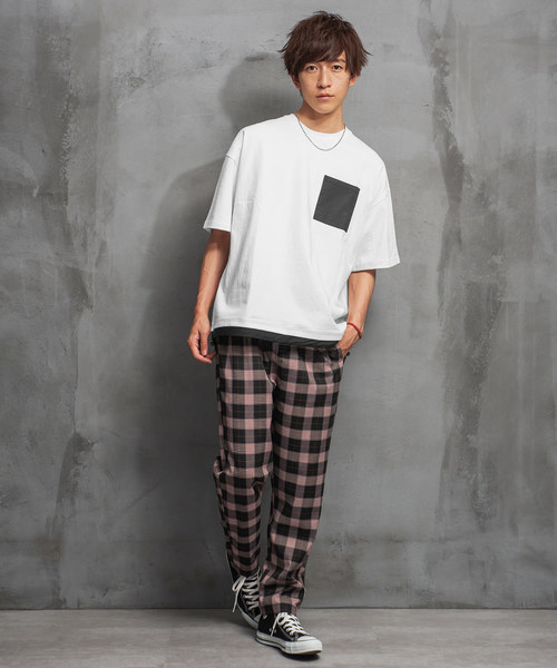 MinoriTY(マイノリティ)の「ナイロンポケットビッグTシャツ ビッグシルエット(Tシャツ/カットソー・メンズ・ホワイト/ブラック・M/L)」の3枚目の写真