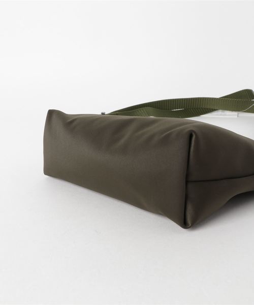 Relate（リレート）の「Relate/ミニショルダー（ショルダーバッグ・レディース・ブラック/カーキ/ブルー/ネイビー/キャメル・ONE SIZE）」の6枚目の写真