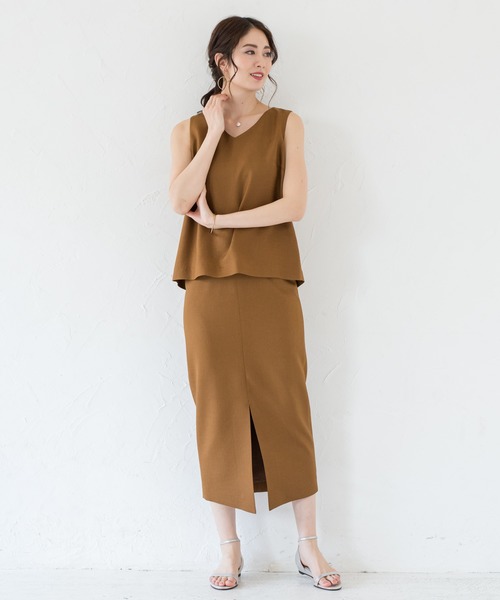 LOUNGEDRESS（ラウンジドレス）の「リネンライクタイトスカート（スカート・レディース・ベージュ/ブラウン・SMALL/MEDIUM）」の18枚目の写真