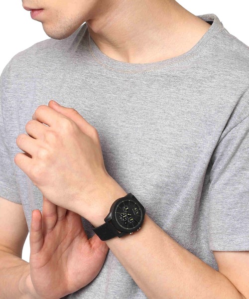 ARMANI EXCHANGE(アルマーニエクスチェンジ)の「アルマーニ・エクスチェンジ 腕時計 メンズ アナログ シリコン AX1344(アナログ腕時計・メンズ・ブラック・FREE)」の2枚目の写真