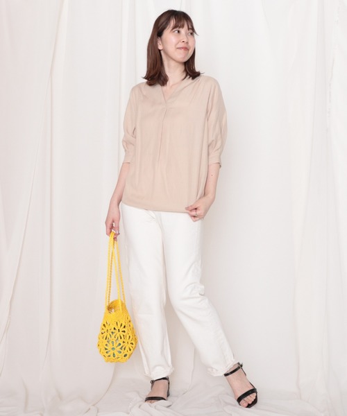 Cheek（チーク）の「タック入りブラウス（シャツ/ブラウス・レディース・オフホワイト/ベージュ/モスグリーン・MEDIUM）」の17枚目の写真