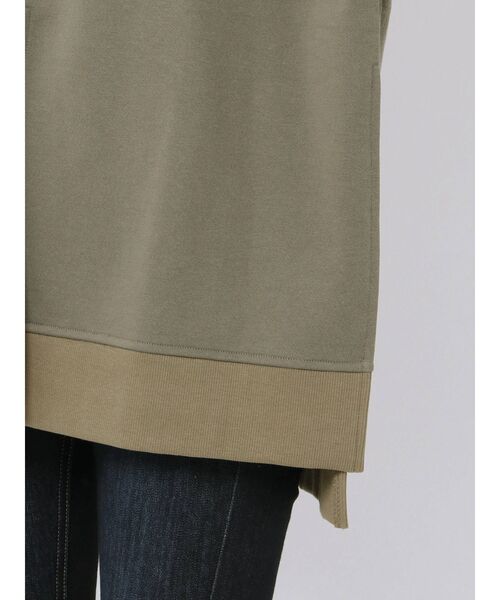 EMODA（エモダ）の「ロングスリットトップ（スウェット・レディース・ホワイト/ブラック/カーキ・FREE）」の17枚目の写真