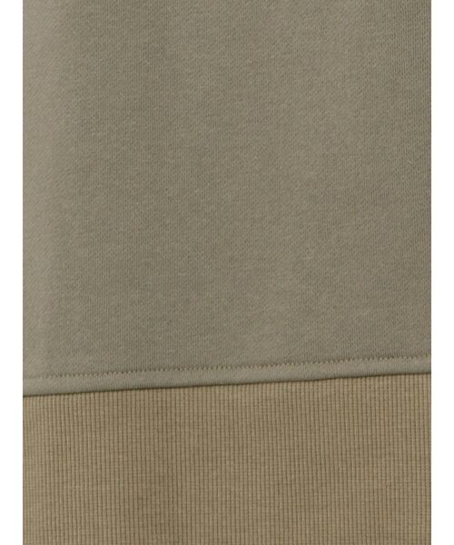 EMODA（エモダ）の「ロングスリットトップ（スウェット・レディース・ホワイト/ブラック/カーキ・FREE）」の20枚目の写真