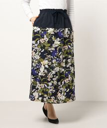 Re.Verofonna（ヴェロフォンナ）の「フリンジトゥルニエスカート