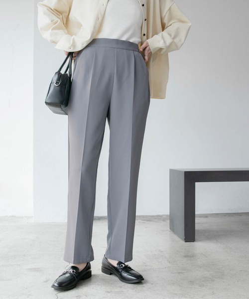 BONLECILL（ボンルシール）の「センタープレス タック入りテーパード スラックスパンツ（スラックス・レディース・ブラック/ベージュ/ブルー/イエロー/グリーン/ネイビー/オレンジ/ブルーグレー/モスグリーン/レッド/ダークブラウン/パープル/マスタード/グレイッシュベージュ/ブラウン・M/L）」の10枚目の写真