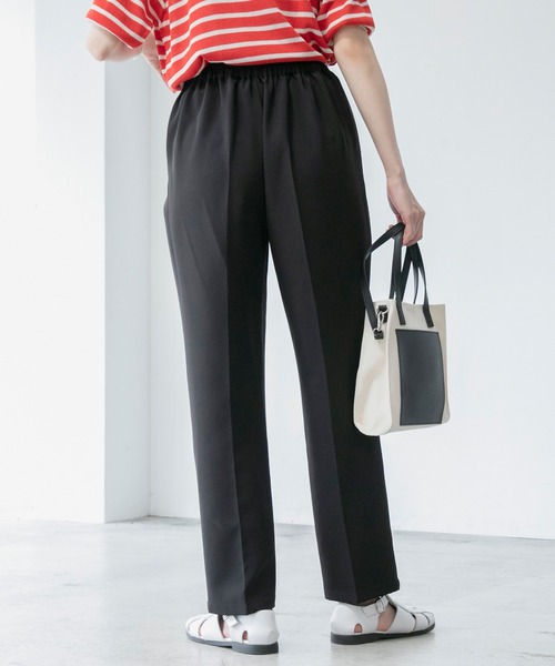 BONLECILL（ボンルシール）の「センタープレス タック入りテーパード スラックスパンツ（スラックス・レディース・ブラック/ベージュ/ブルー/イエロー/グリーン/ネイビー/オレンジ/ブルーグレー/モスグリーン/レッド/ダークブラウン/パープル/マスタード/グレイッシュベージュ/ブラウン・M/L）」の18枚目の写真