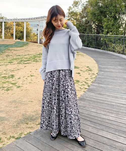 DRESSTERIOR（ドレステリア）の「◆フラワープリントタックマキシスカート（スカート・レディース・グレー系5/ネイビー系・38/36）」の3枚目の写真