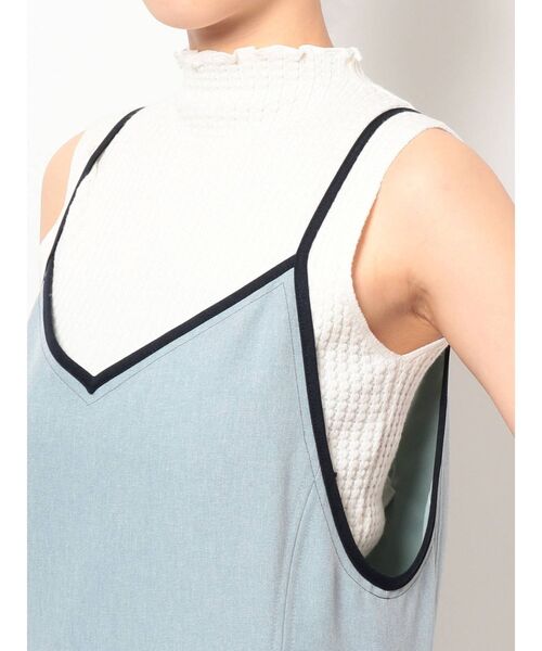 LAGUNAMOON（ラグナムーン）の「サイドプリーツパイピングカラーキャミワンピース（ワンピース・レディース・ブルー/モカ/イエロー・FREE）」の9枚目の写真