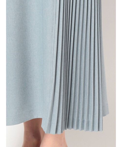 LAGUNAMOON（ラグナムーン）の「サイドプリーツパイピングカラーキャミワンピース（ワンピース・レディース・ブルー/モカ/イエロー・FREE）」の10枚目の写真