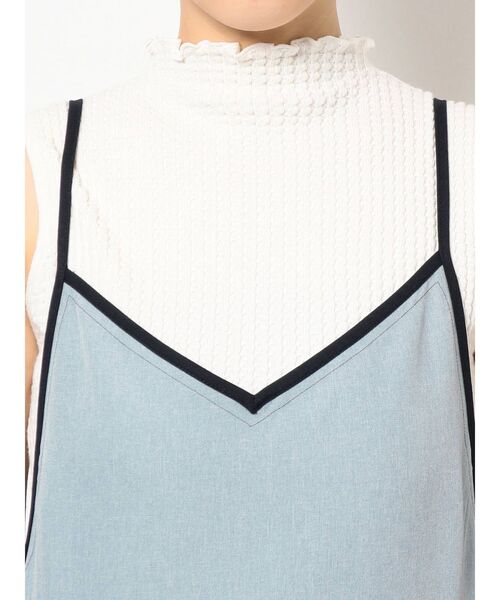 LAGUNAMOON（ラグナムーン）の「サイドプリーツパイピングカラーキャミワンピース（ワンピース・レディース・ブルー/モカ/イエロー・FREE）」の22枚目の写真