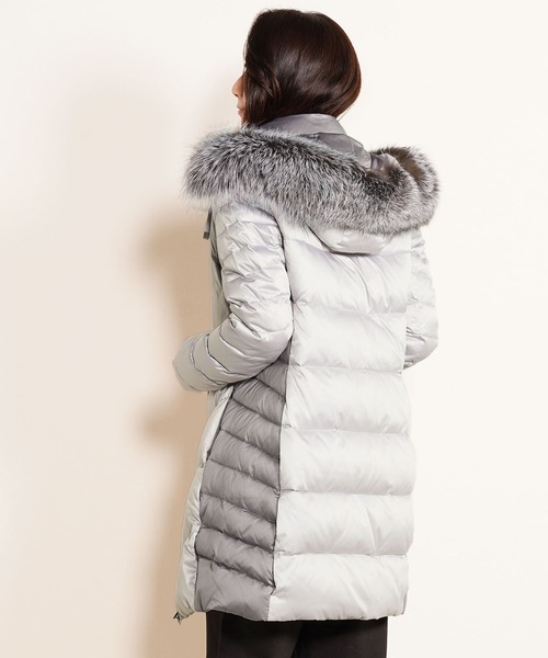 ダウンコートシルバーフォックスファーフード付き（ダウンジャケット