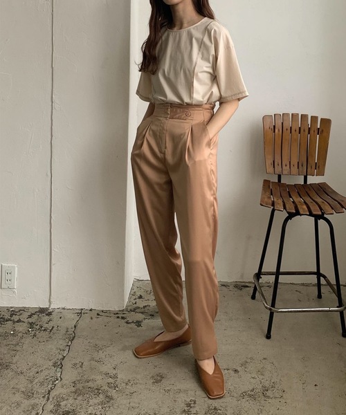 Amiur（エミレ）の「high waist belt satin pants（その他パンツ・レディース・アイボリー/モーブ系/ライトオレンジ系・S/M）」の4枚目の写真