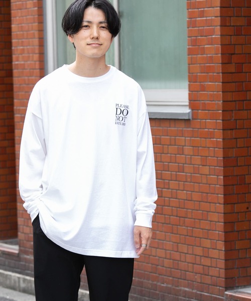 ITEMS URBANRESEARCH（アイテムズ アーバンリサーチ）の「PLEASE DO NOT...長袖Tシャツ（Tシャツ/カットソー・メンズ・ブラック/ホワイト・MEDIUM/LARGE）」の10枚目の写真